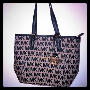 Michael Kors Shoulder Bag